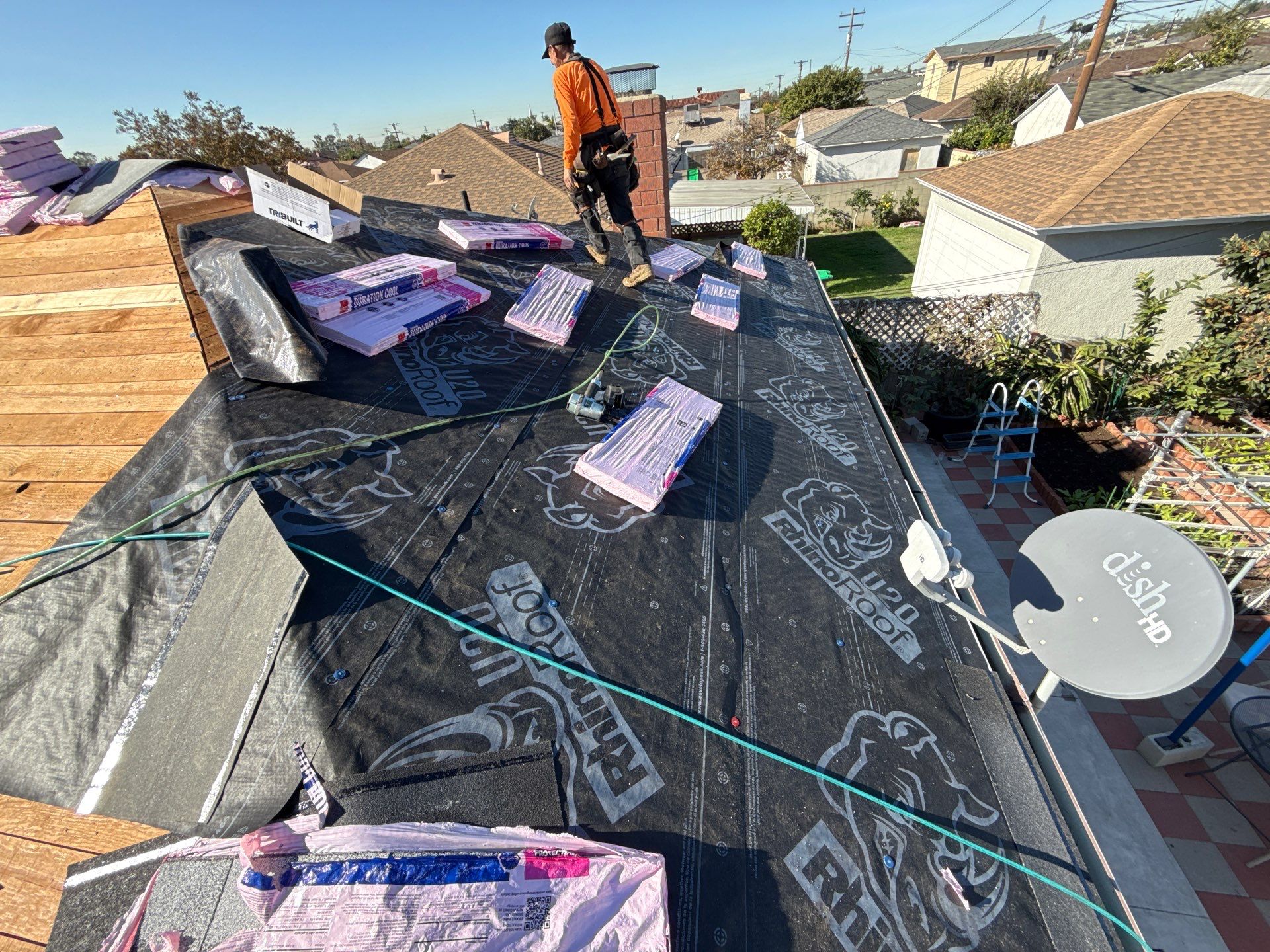 5-Dec 02 2025 10_22am-mgK7 Roofer installing shingles on residential home roof