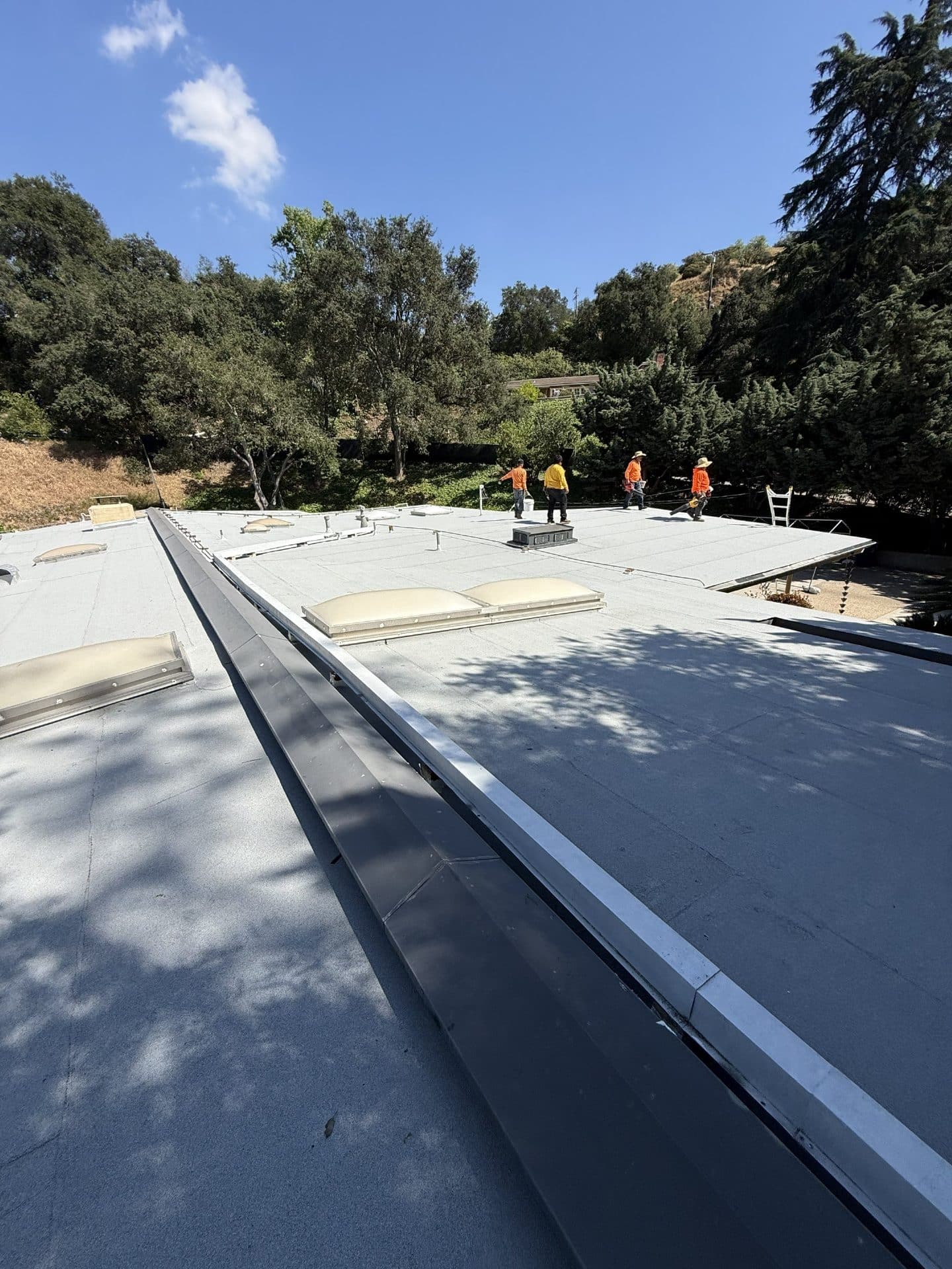 Roof Replacement Inc roofing project in La Cañada Flintridge