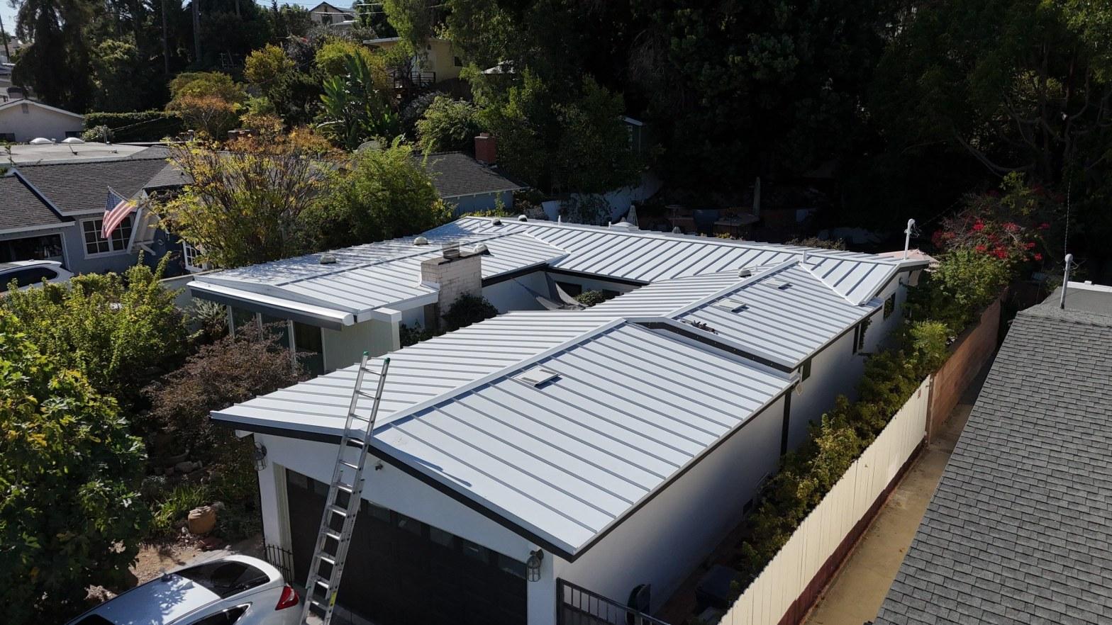 mid-century-home-standing-seam-metal-roof-skip-sheathing-4404