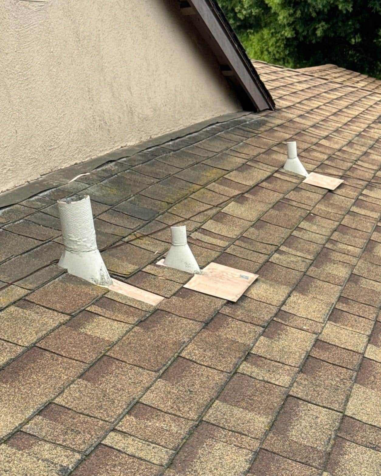 shingle-reroof-fascia-vent-jack-sherman-oaks-4112