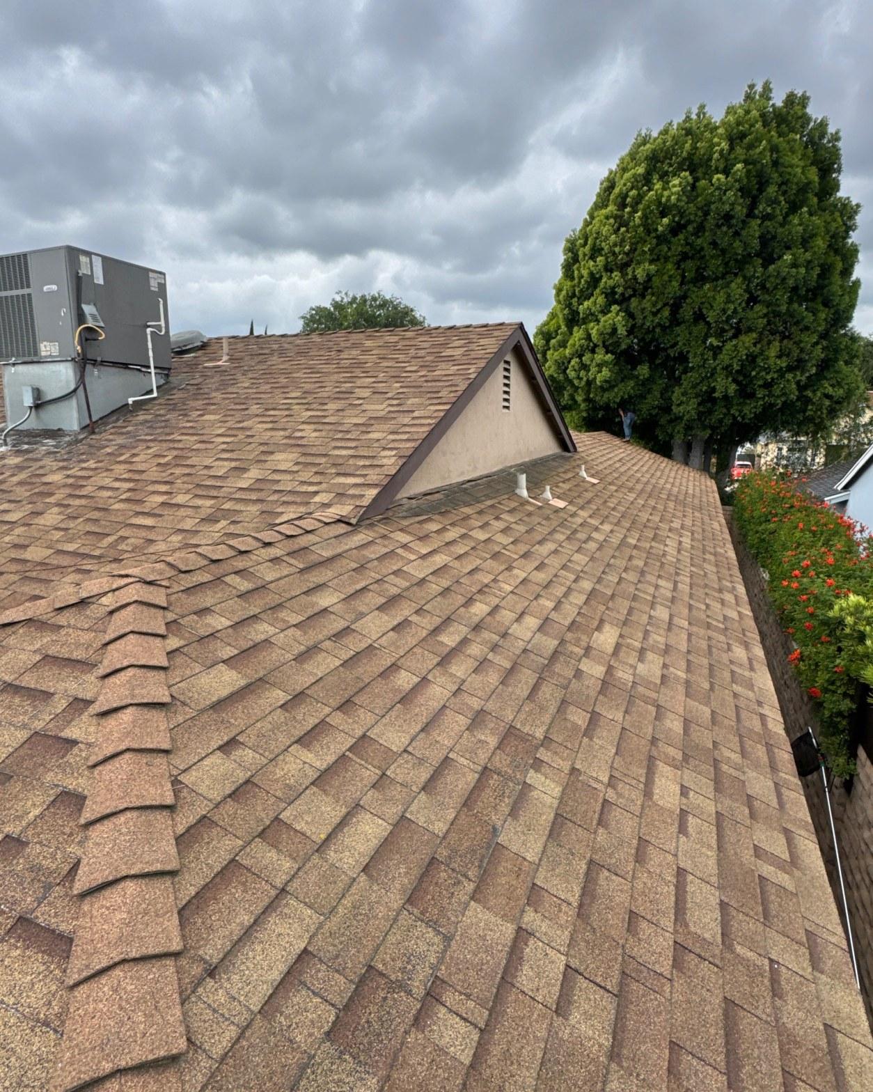 shingle-reroof-fascia-vent-jack-sherman-oaks-4114